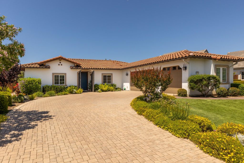 Property photo 2 of 10 <Alttext/>