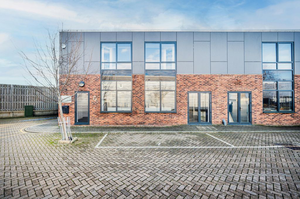 Property photo 1 of 8 Stenball Group Heywood Park08.Jpg