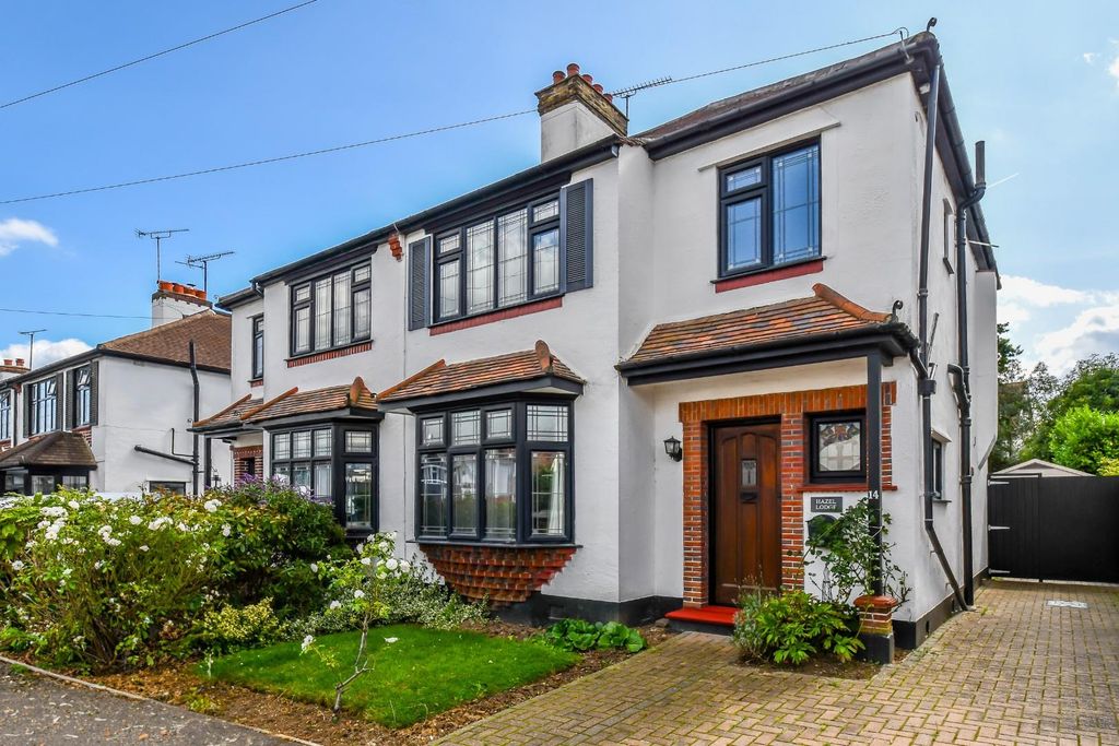 Property photo 1 of 14 Front