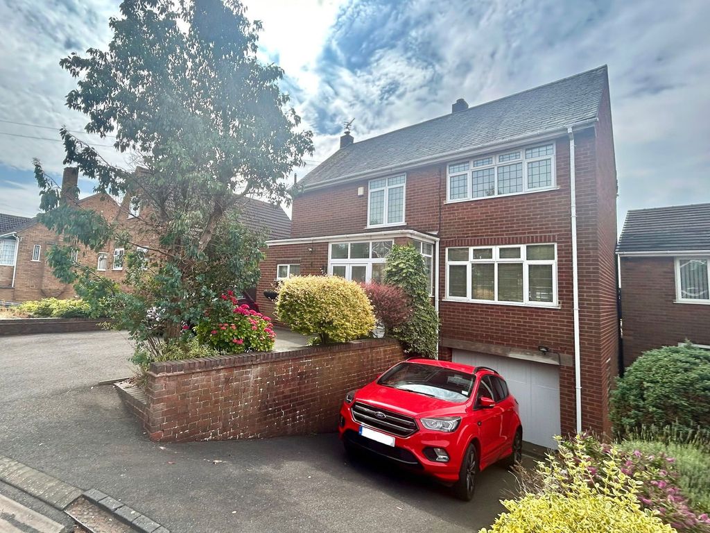 Property photo 1 of 45