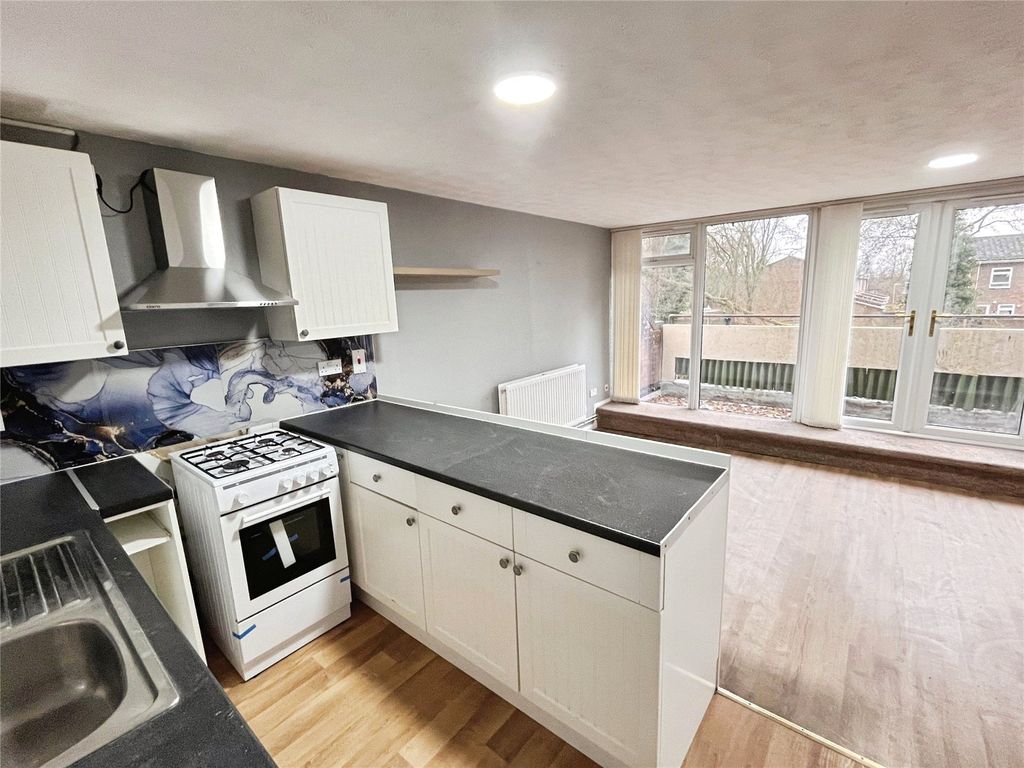 Property photo 3 of 8 Picture No. 04