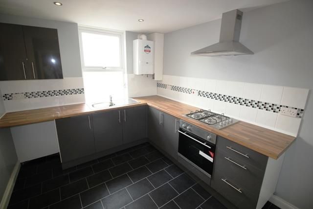 Property photo 3 of 5 Kitchen