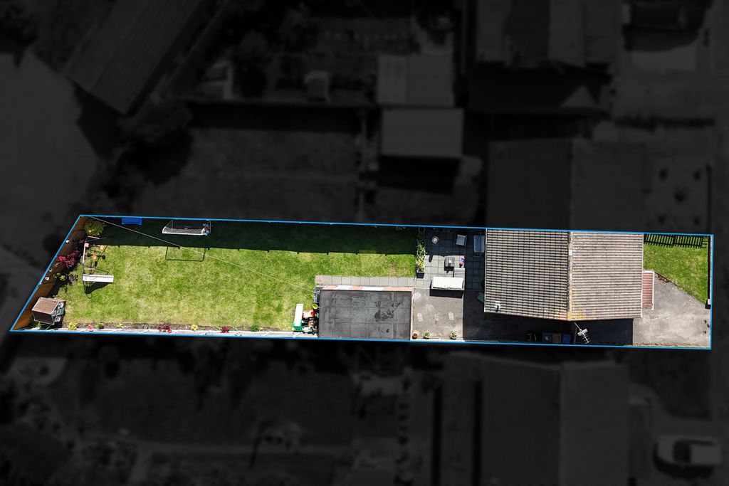 Property photo 2 of 16 Dji_20260501103422_0791_D