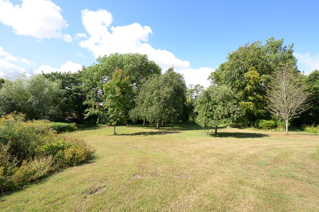 Property photo 3 of 22 The Farmhouse Woodhouse Farm-26