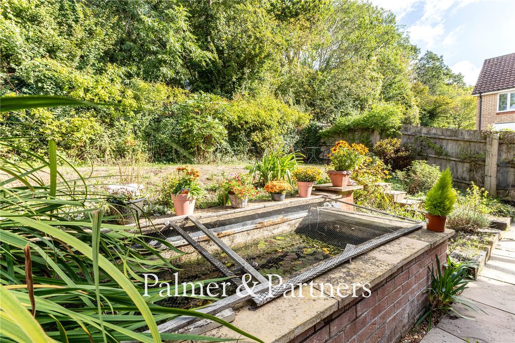 Property photo 2 of 31 Picture No. 37