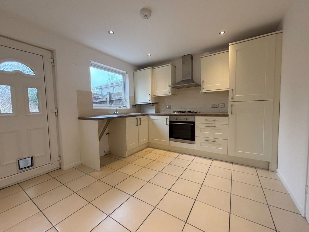 Property photo 3 of 10 Img_0012