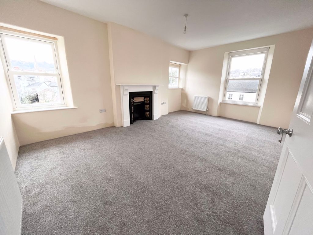Property photo 1 of 8 Image00007.Jpg