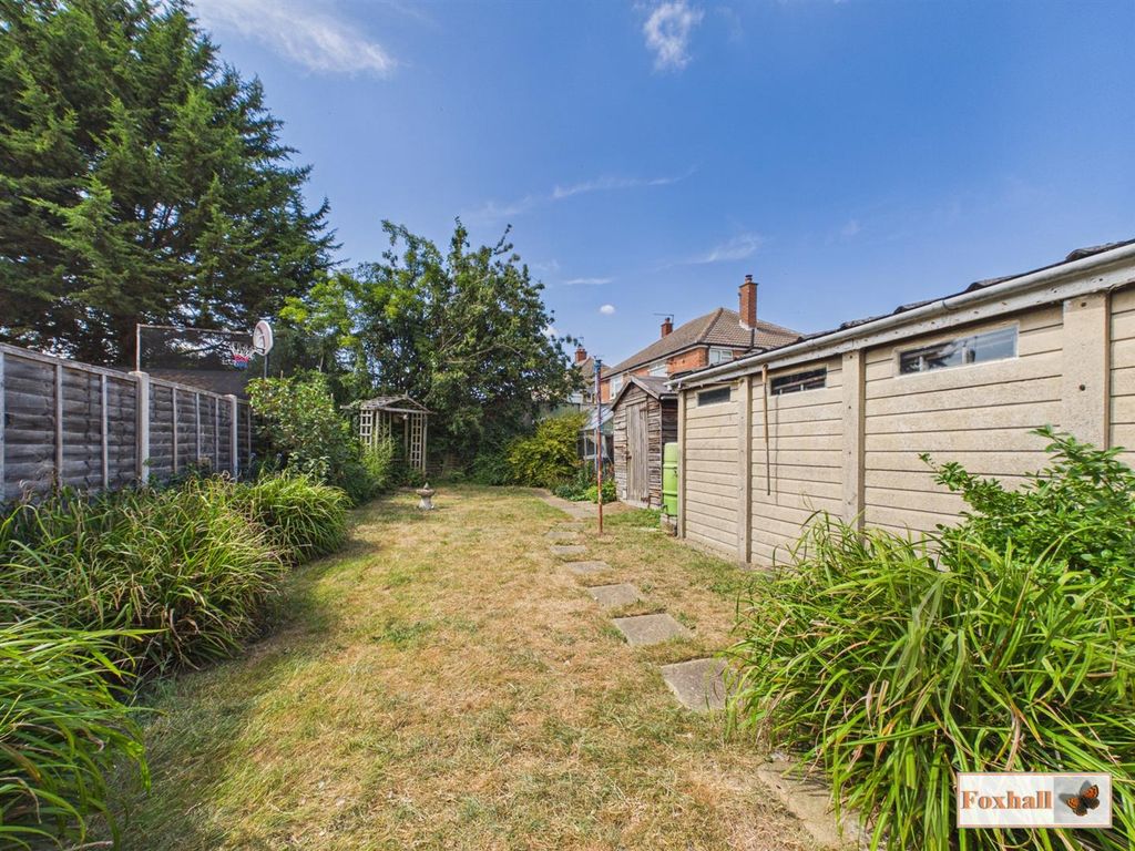 Property photo 2 of 18 Rear Garden