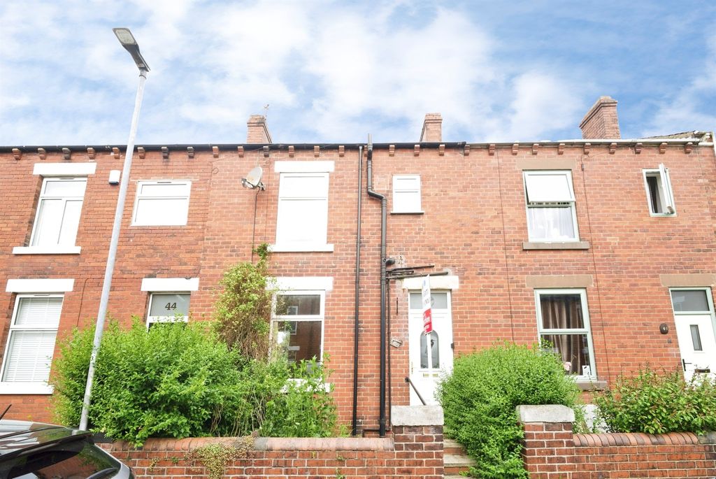 Property photo 1 of 18