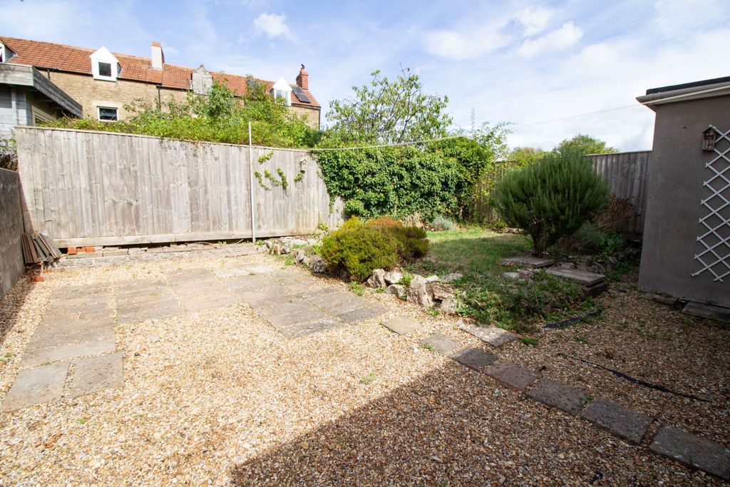 Property photo 2 of 14