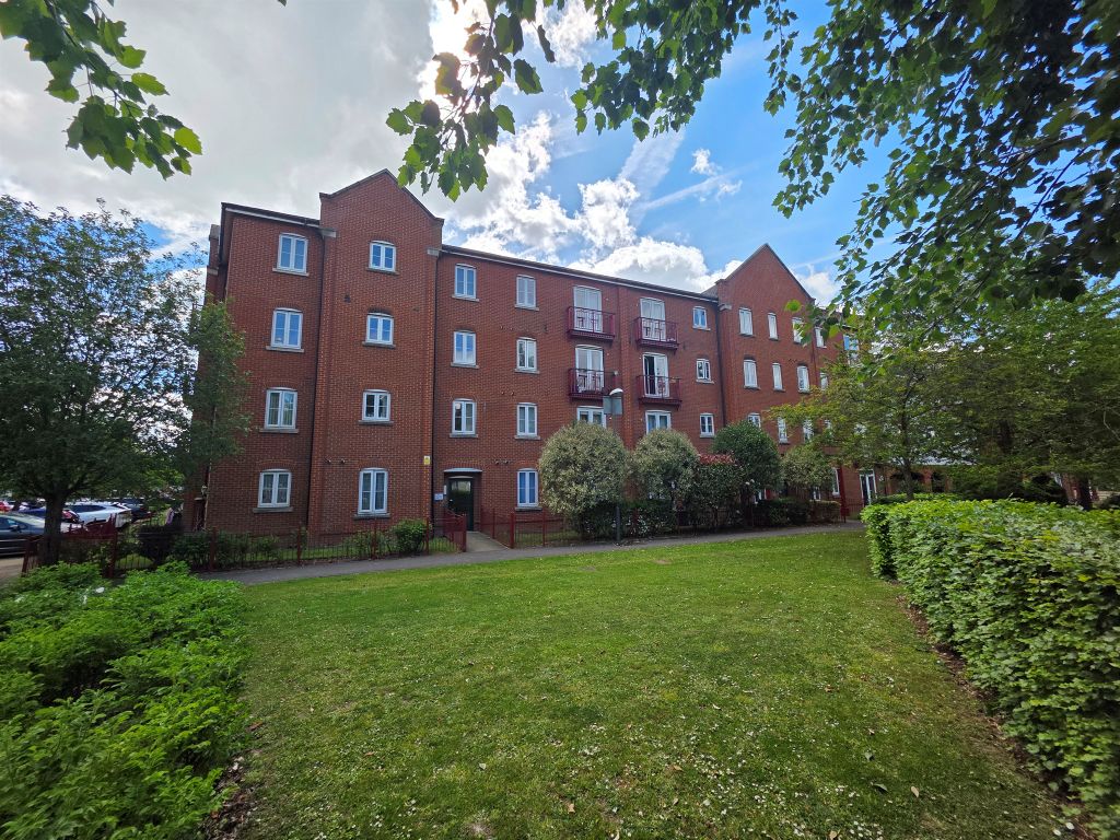 Property photo 1 of 14