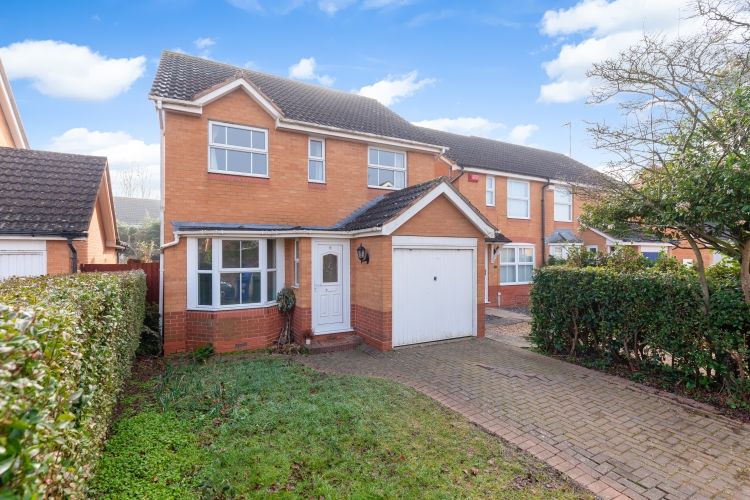 Property photo 1 of 11 215028