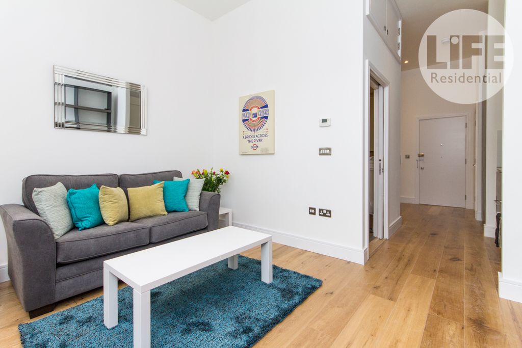 Property photo 1 of 10 Photo 12