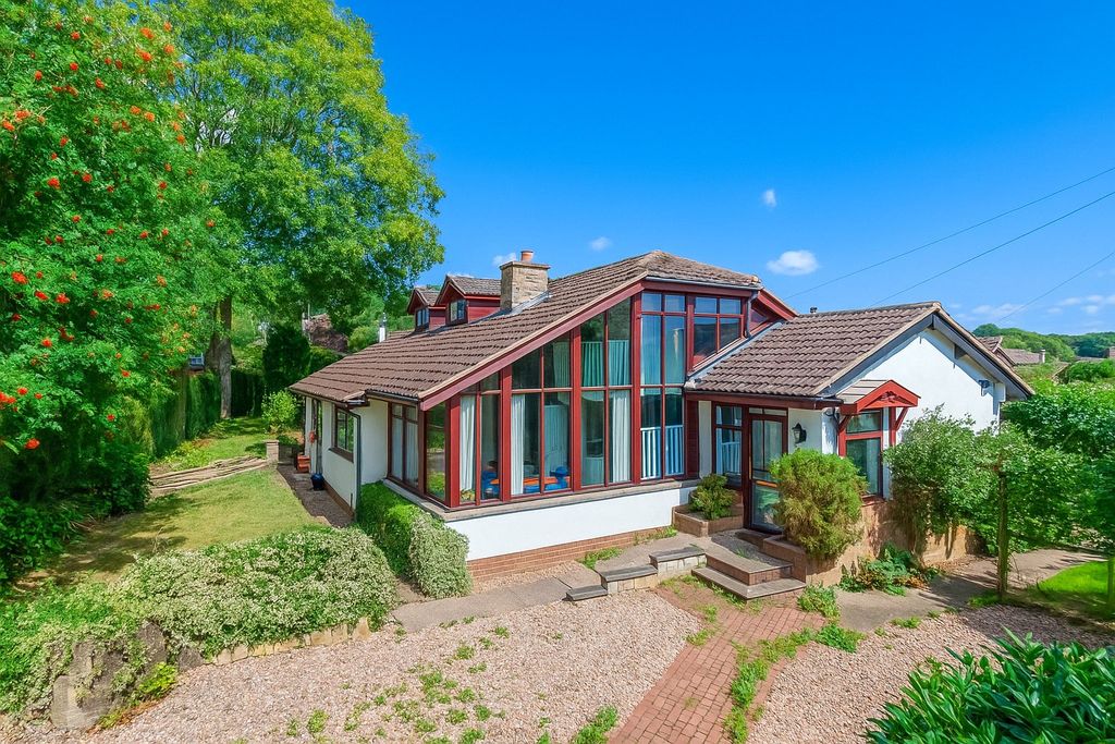 Property photo 1 of 31 Picture No. 32
