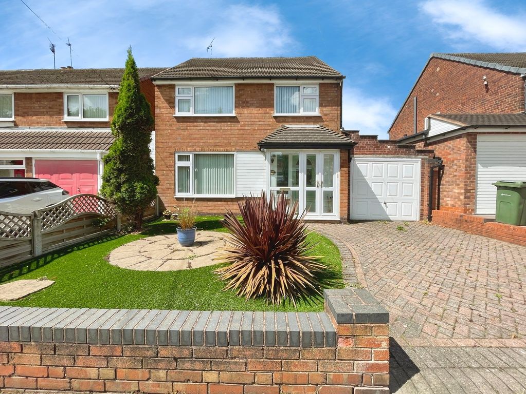 Property photo 1 of 15 Front