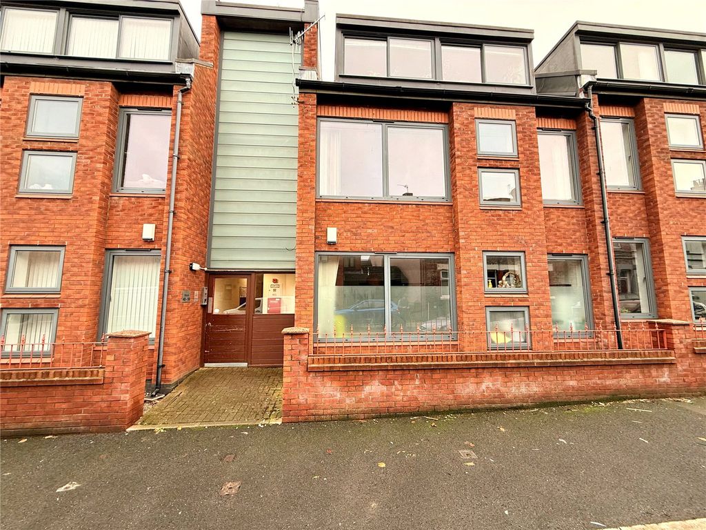 Property photo 1 of 12 Picture No. 02