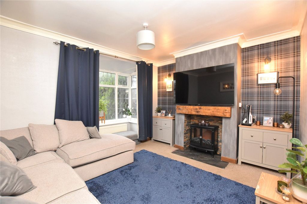 Property photo 2 of 20 Picture No. 18