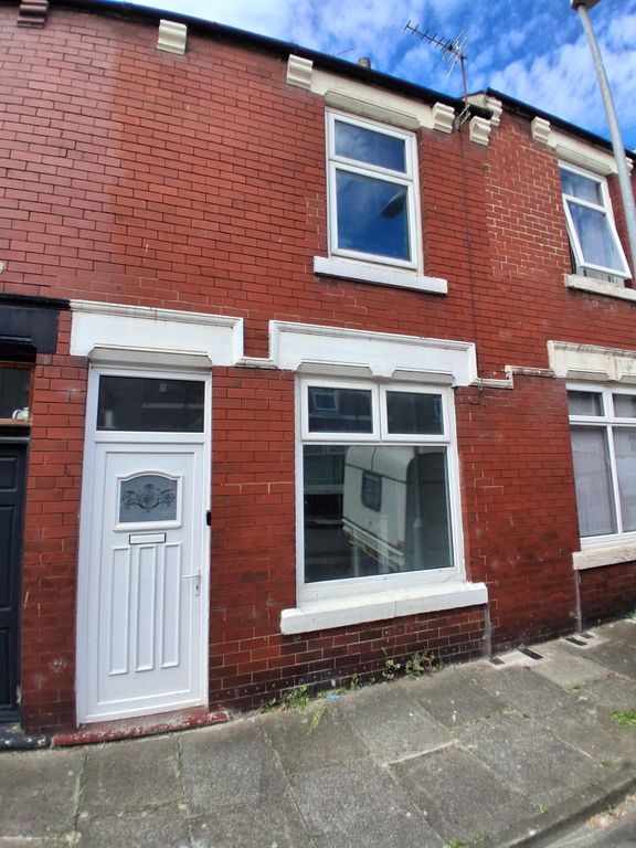Property photo 1 of 11