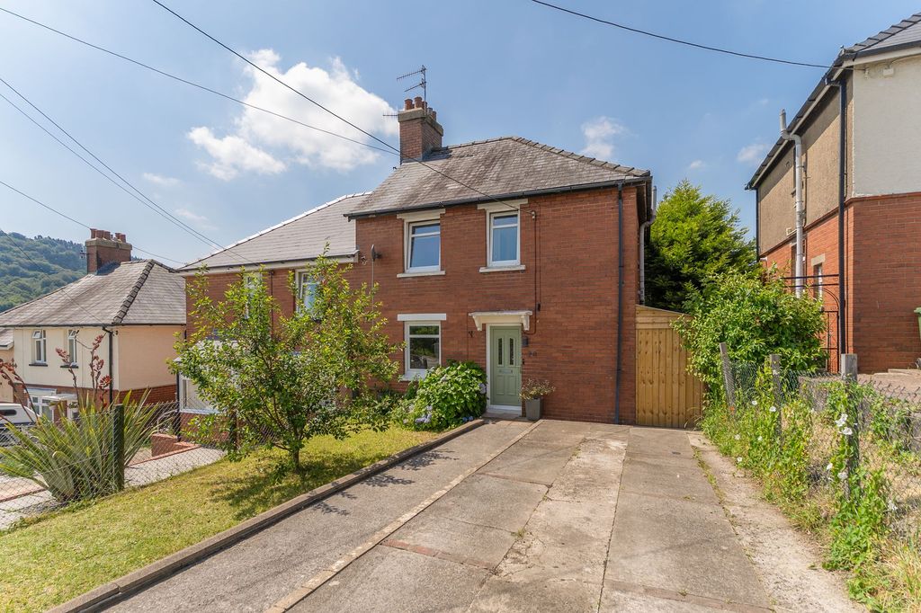 Property photo 1 of 22