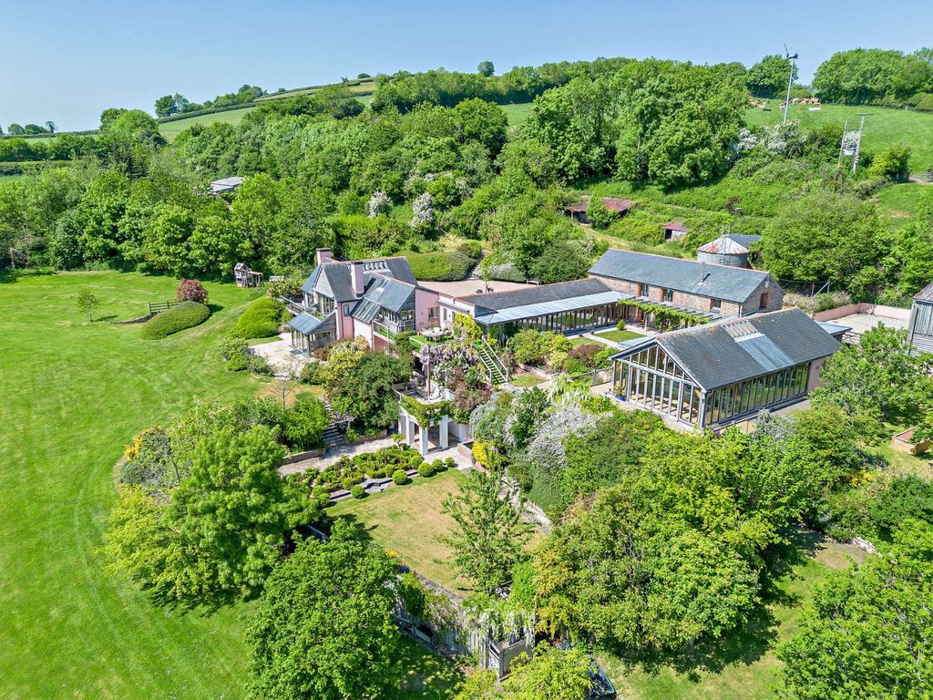 Property photo 3 of 30 Sharps Farm