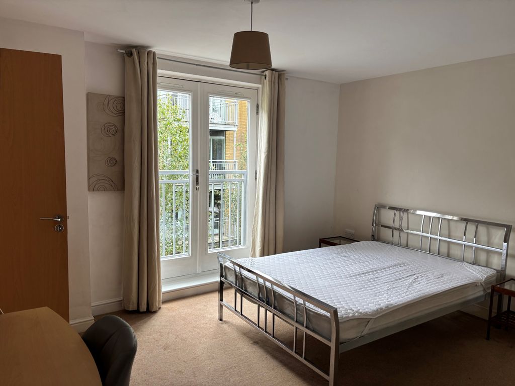 Property photo 3 of 6