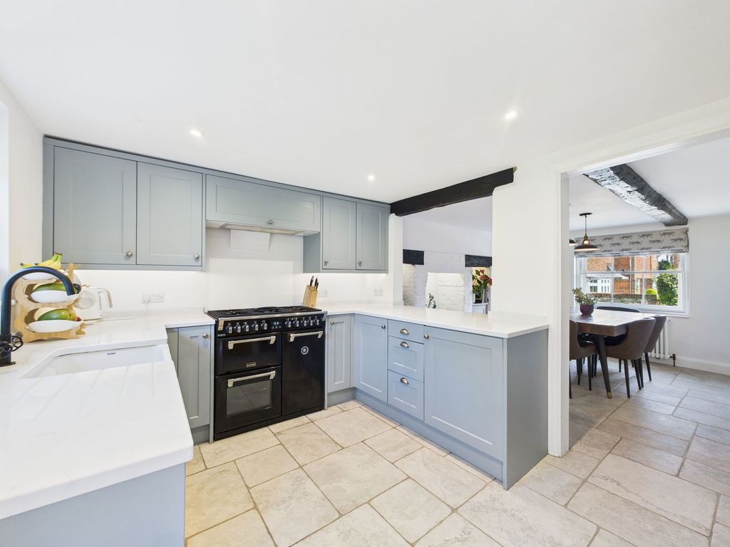 Property photo 3 of 34