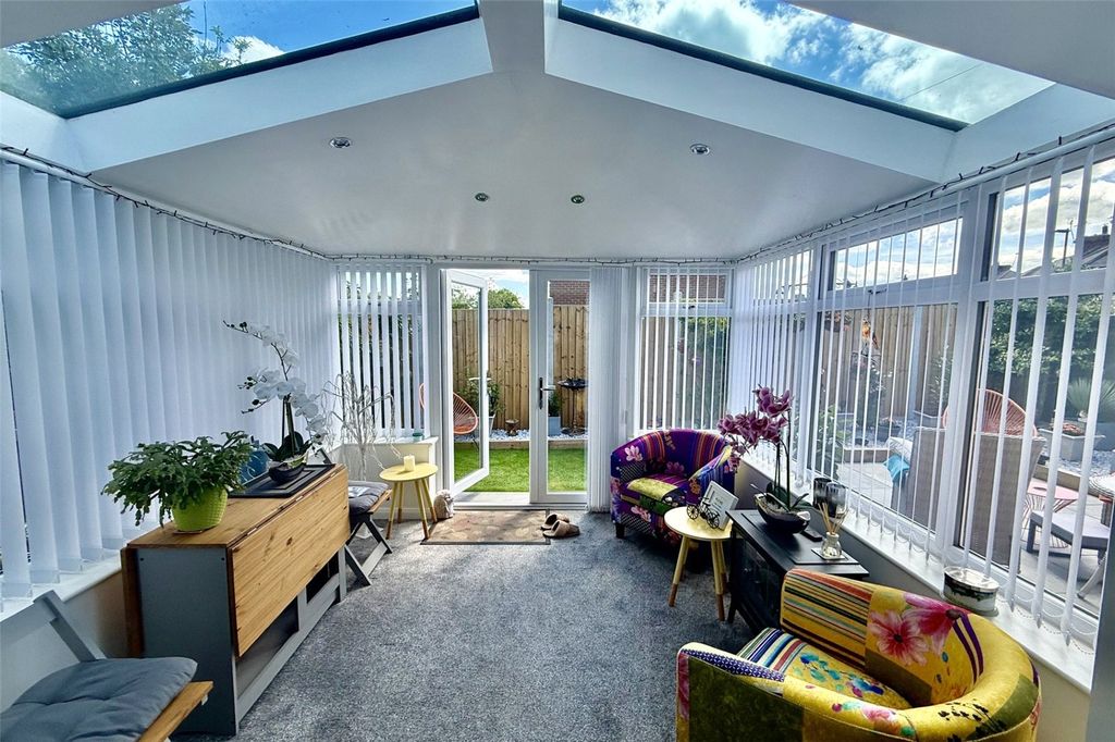 Property photo 2 of 12 Picture No. 10