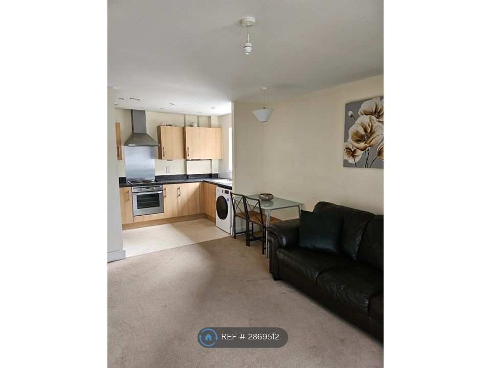 Property photo 2 of 10 Open Plan Kitchen