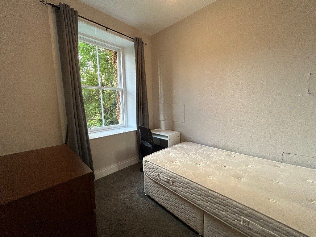 Property photo 3 of 7 Photo 3