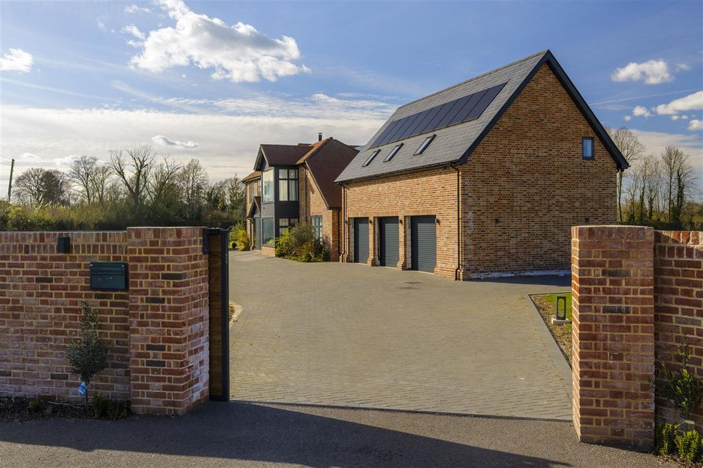 Additional image 22 of 6 bed detached house to rentFarnham House, Merton Lane, Canterbury CT4