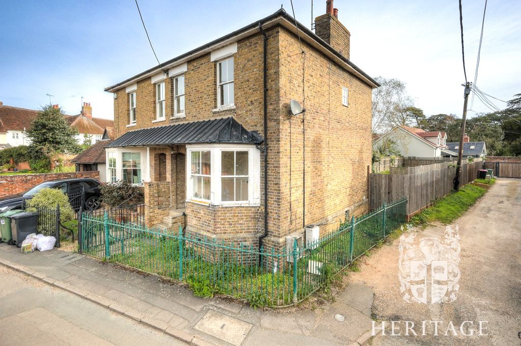 Property photo 1 of 17 Front