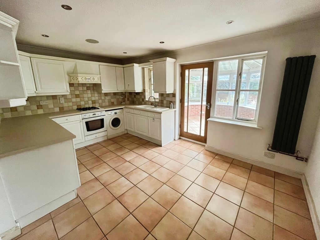 Property photo 3 of 12 Lounge/Diner