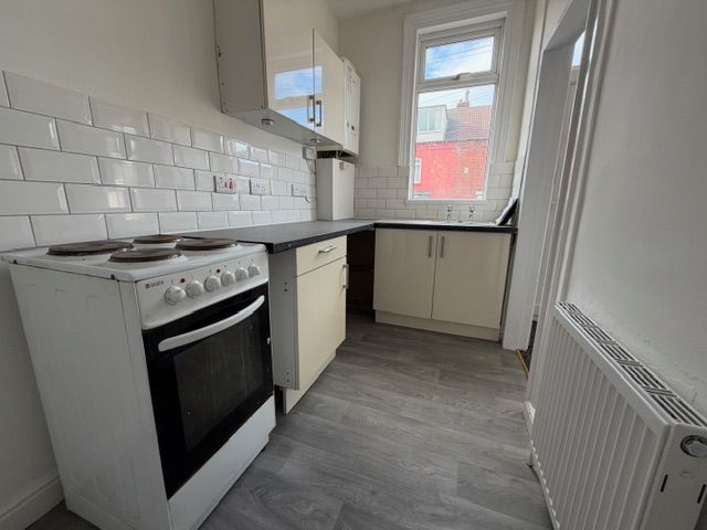 Property photo 3 of 12 Entrance Porch