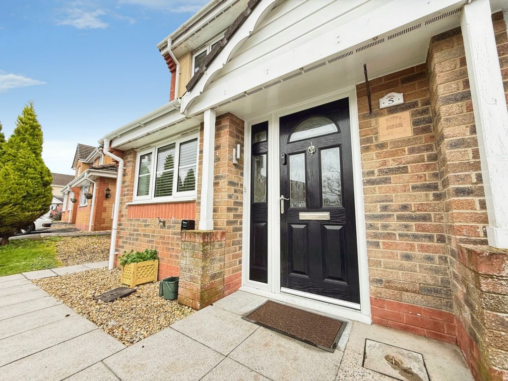 Property photo 2 of 25 4848963