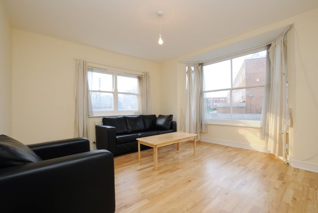 Property photo 1 of 5