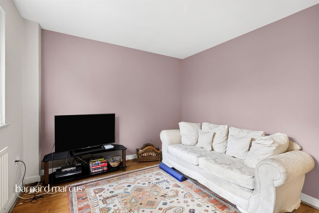 Property photo 3 of 16