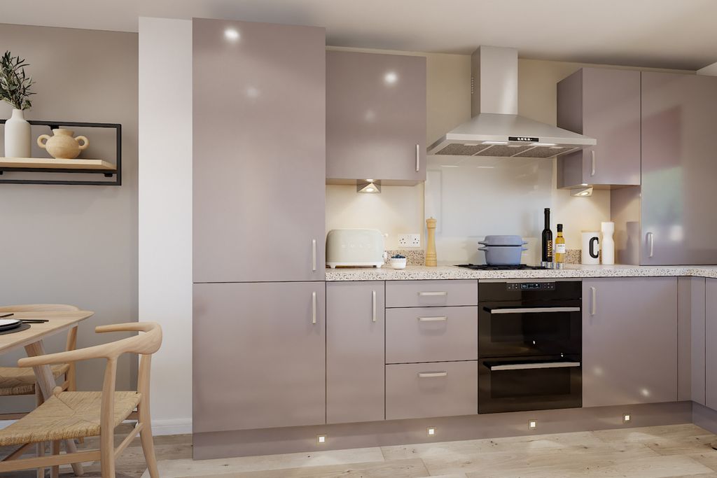 Property photo 3 of 10 Kitchen Dining In 4 Bedroom Townhouse