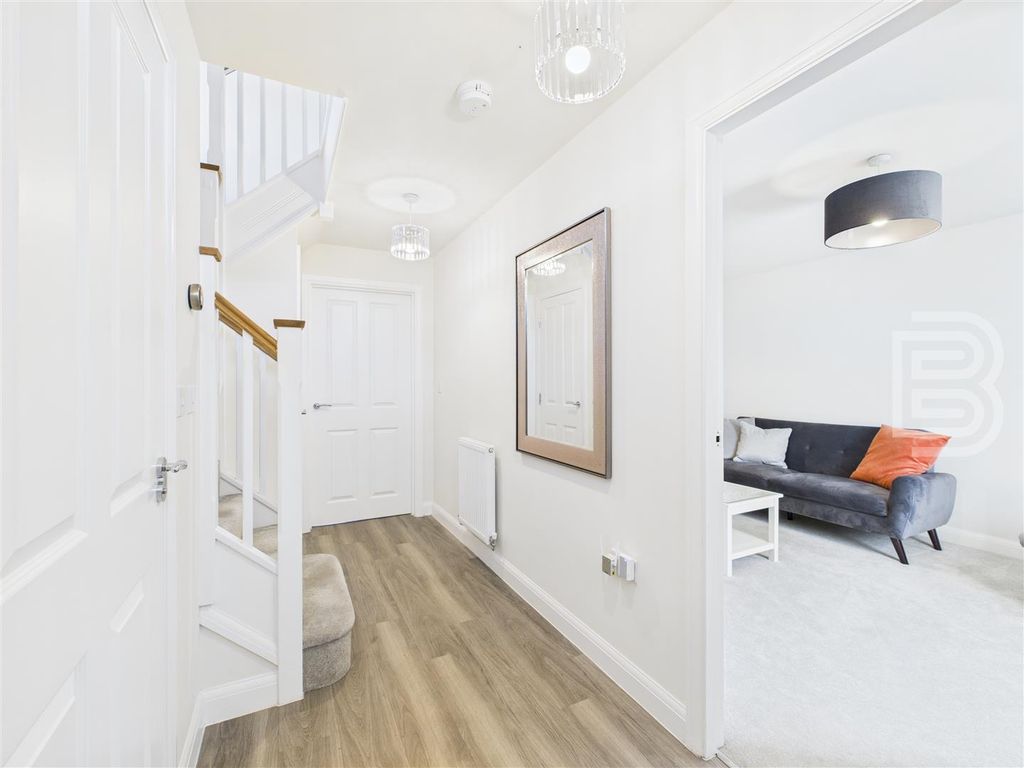 Property photo 3 of 25 Cam05587G0-Pr0071-Still009.Jpg