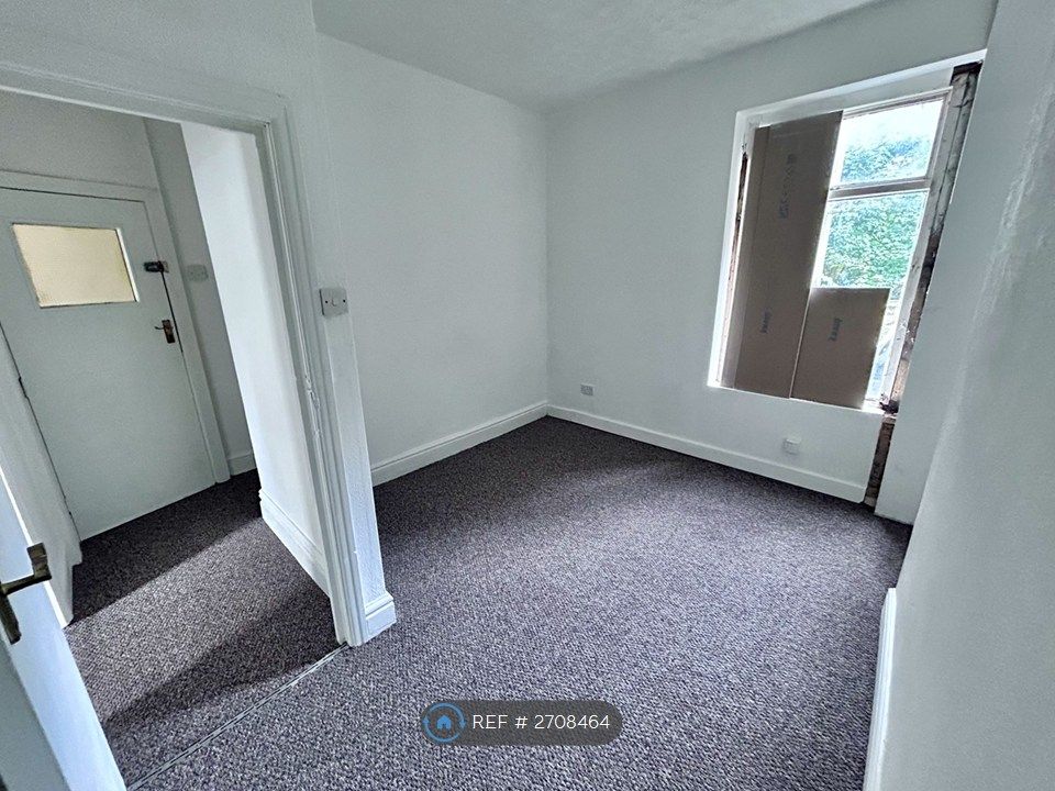 Property photo 3 of 4 Master Bedroom