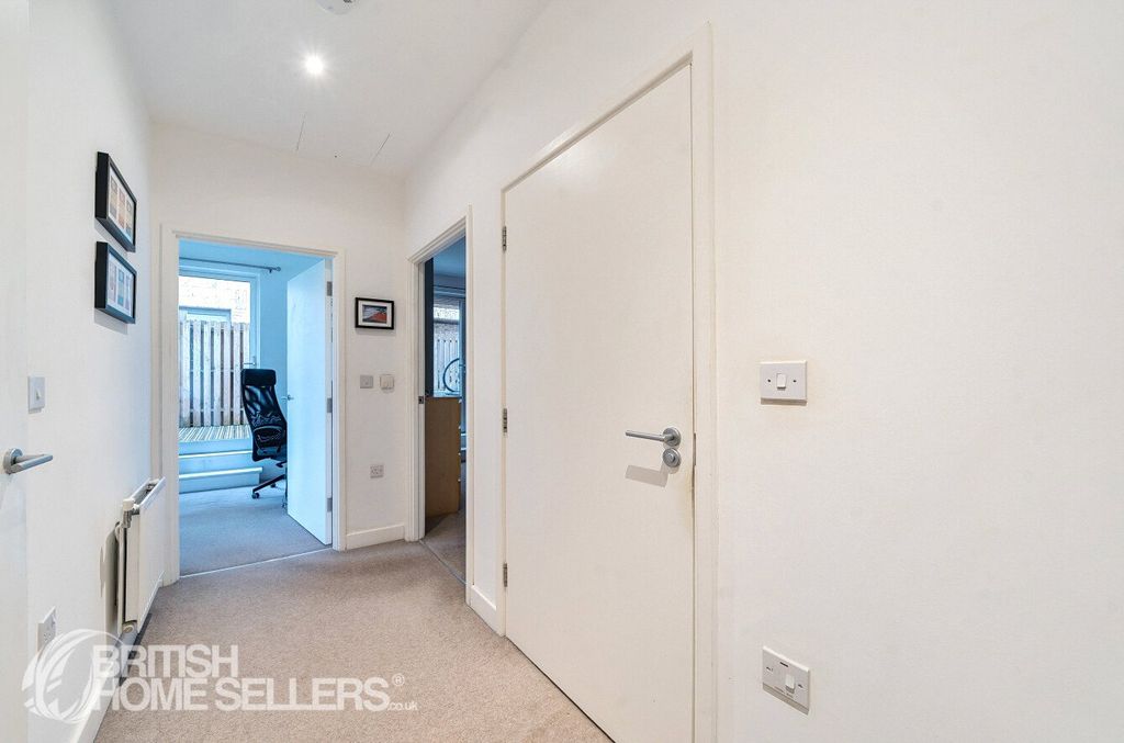 Property photo 2 of 12 Picture No. 04