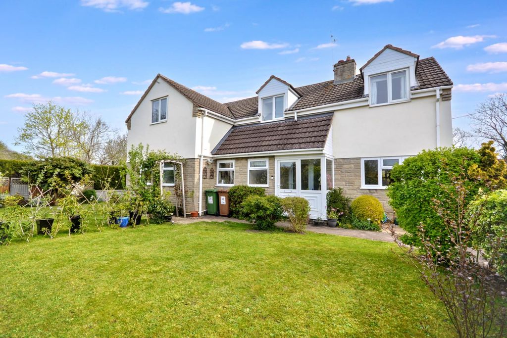 Property photo 1 of 24