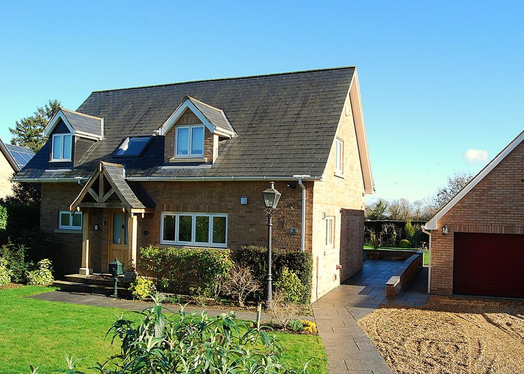 Property photo 1 of 10