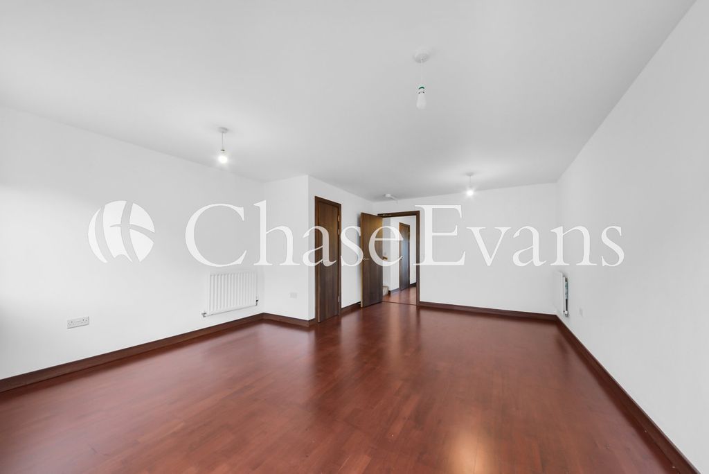 Property photo 2 of 20 Living Area