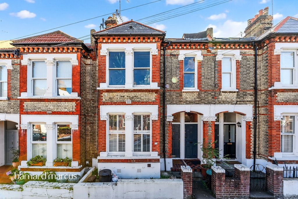 Property photo 1 of 10