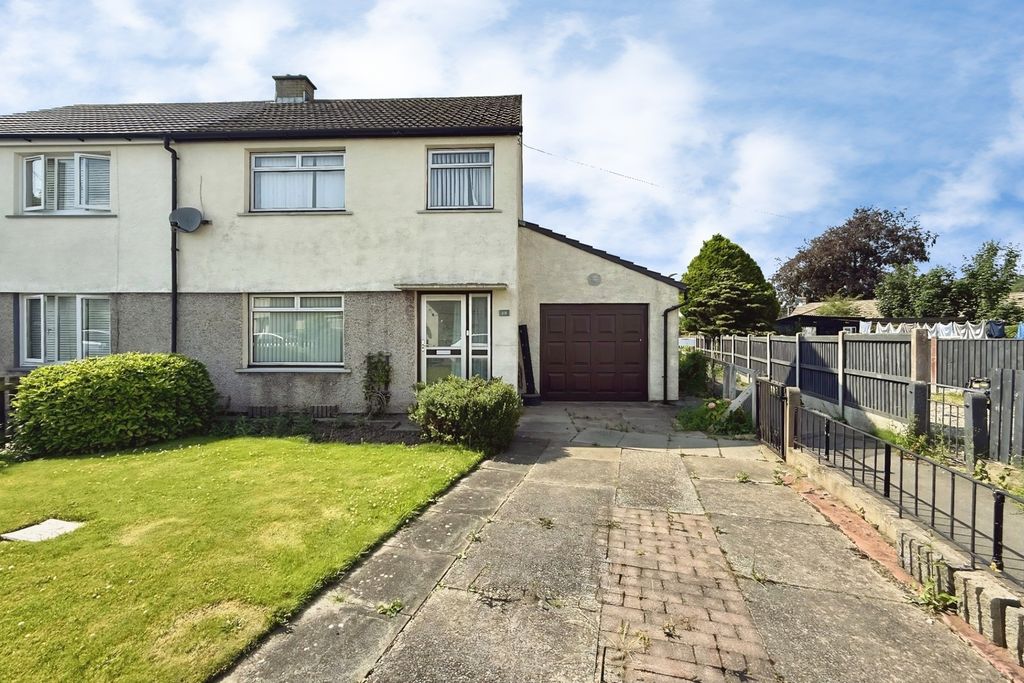 Property photo 1 of 14 External