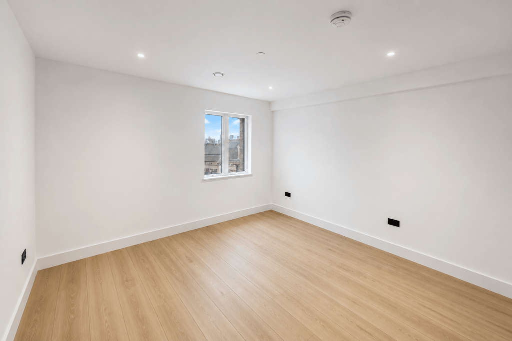 Property photo 3 of 6 Park Road (4)