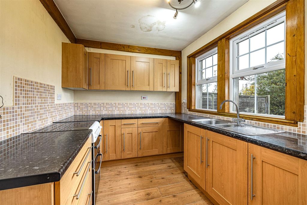 Property photo 3 of 22 4 Over Roxburgh Farm Cottages Kelso 05.Jpg