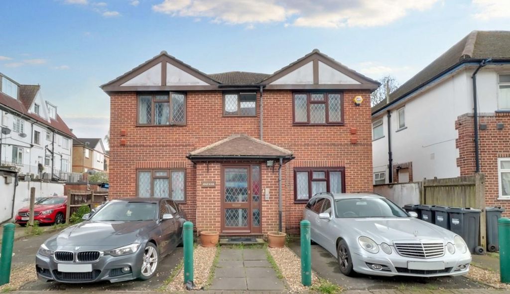 Property photo 1 of 7 1 Bed Flat To Rent Hounslow