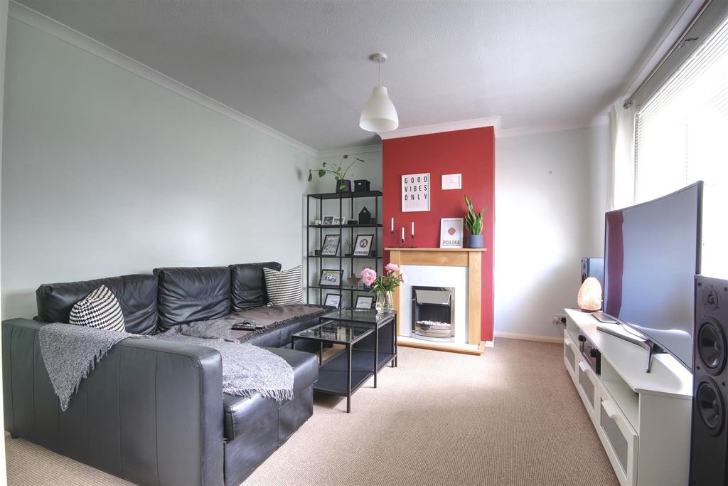 Property photo 2 of 8 Img_9596-Img_9598.Jpg