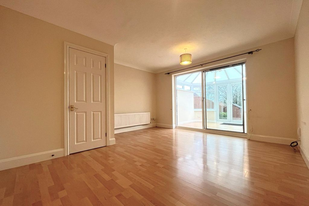 Property photo 2 of 13 Picture No. 06